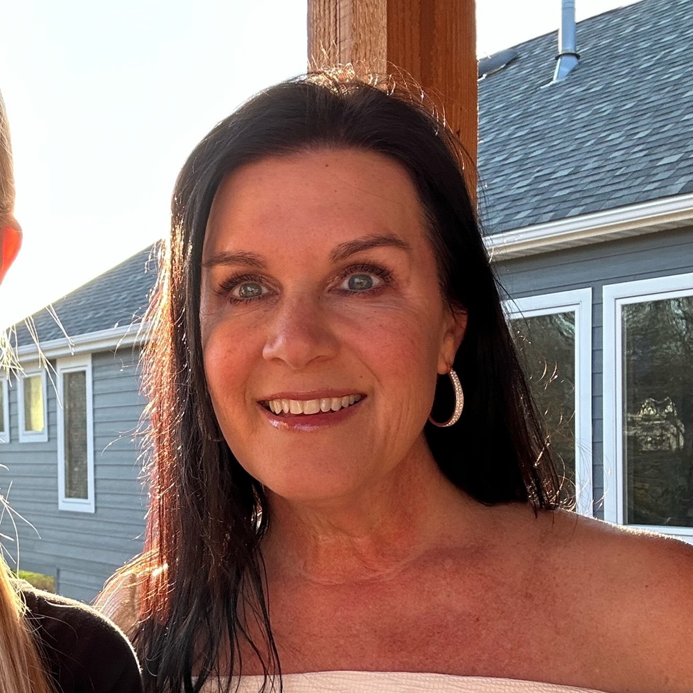 Meet your Posher, Denise